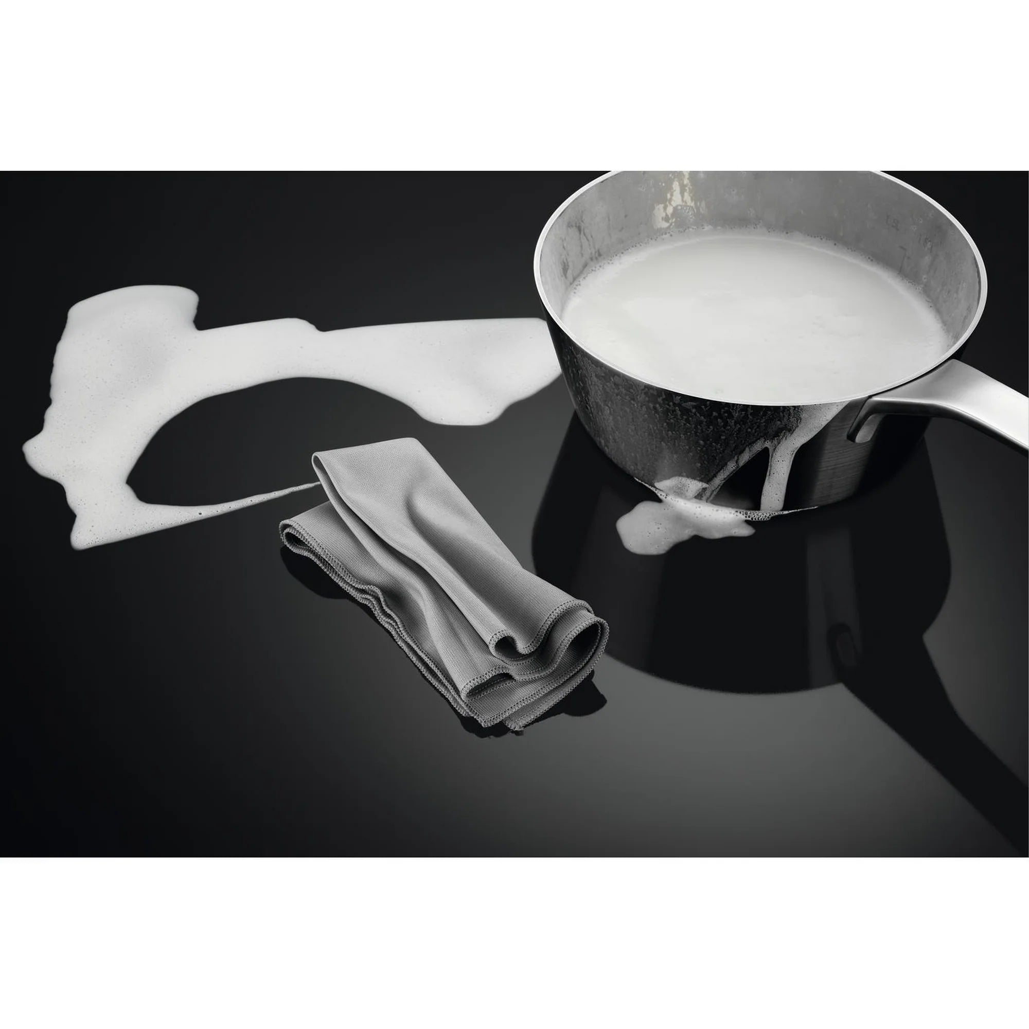 AEG TN64IA00XB 57.6cm Zone Induction Hob - Black