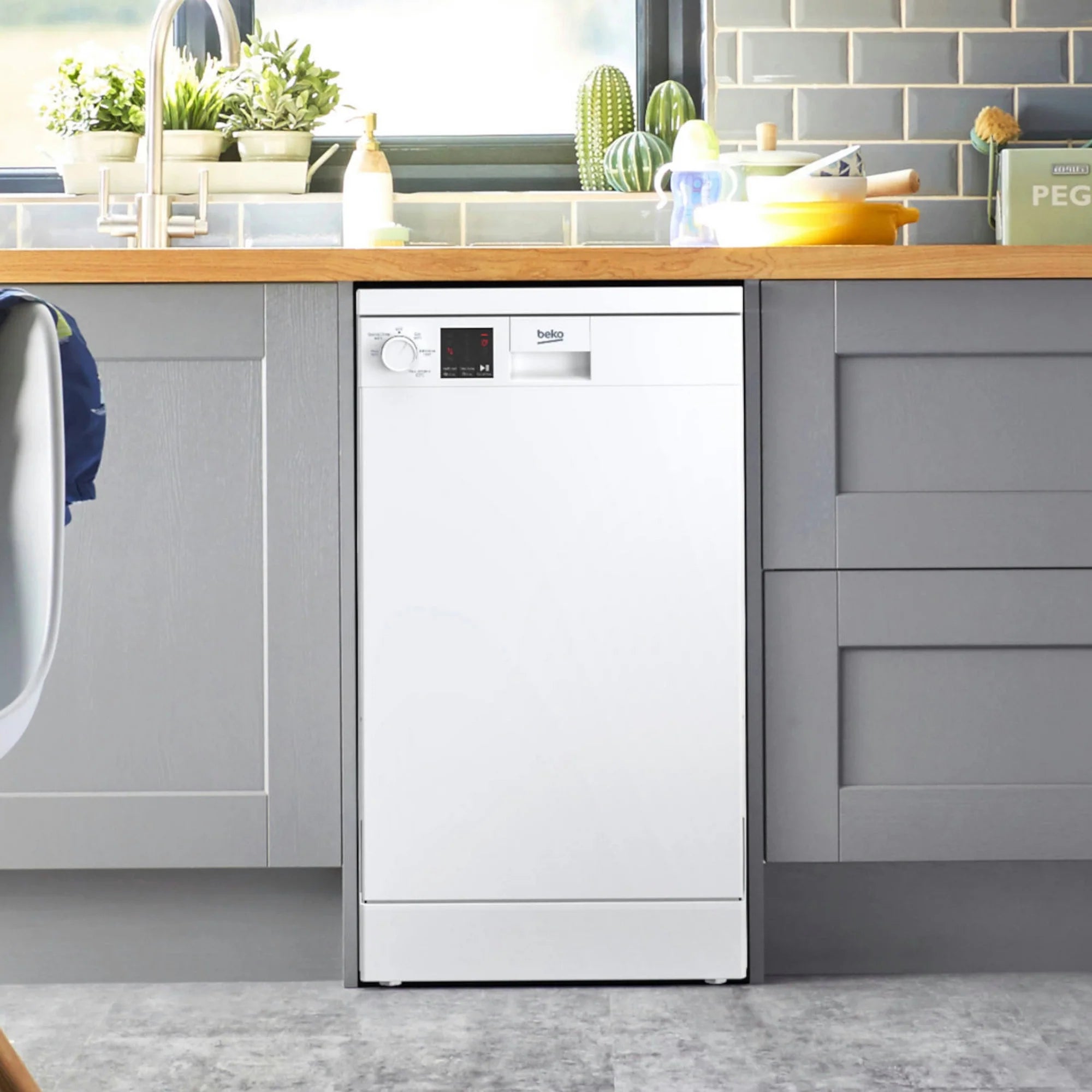 Beko DVS05C20W Slimline Dishwasher - White - 10 Place Settings