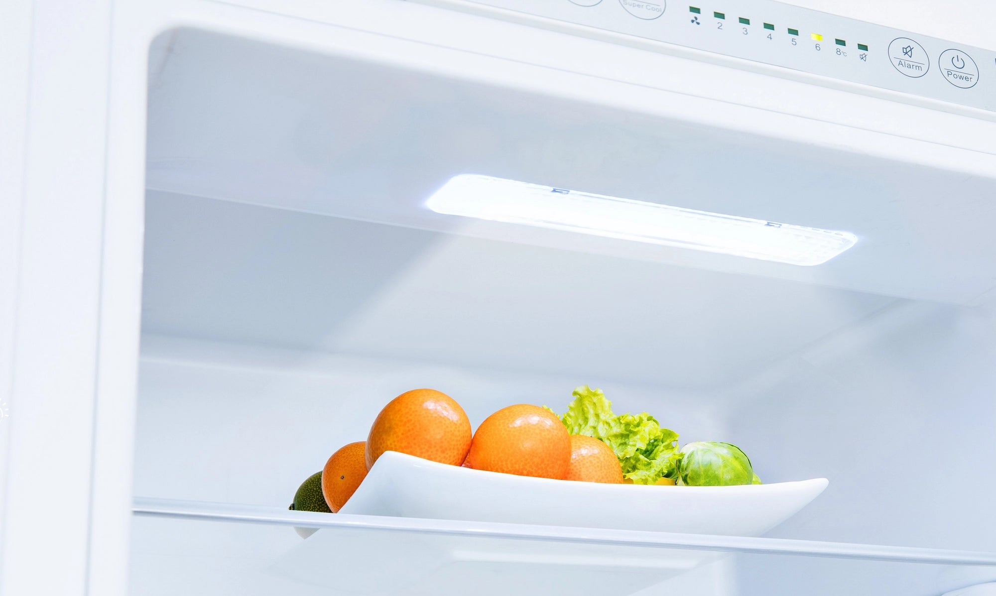 Hisense RIB312F4AWE 54cm 70/30 Integrated Frost Free Fridge Freezer